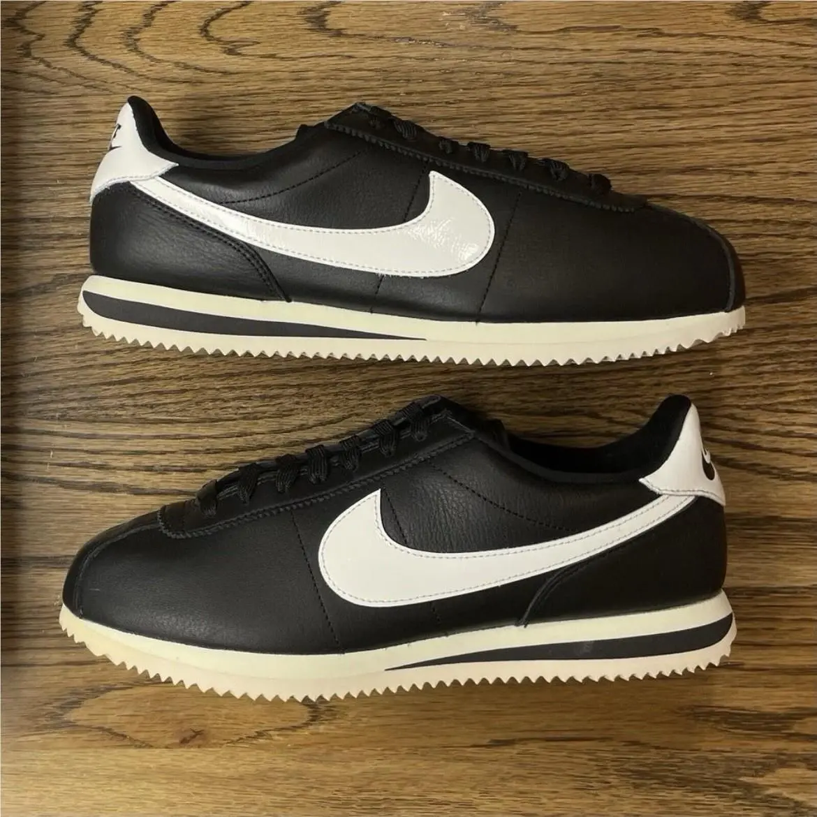 Nike shoes - Black 0