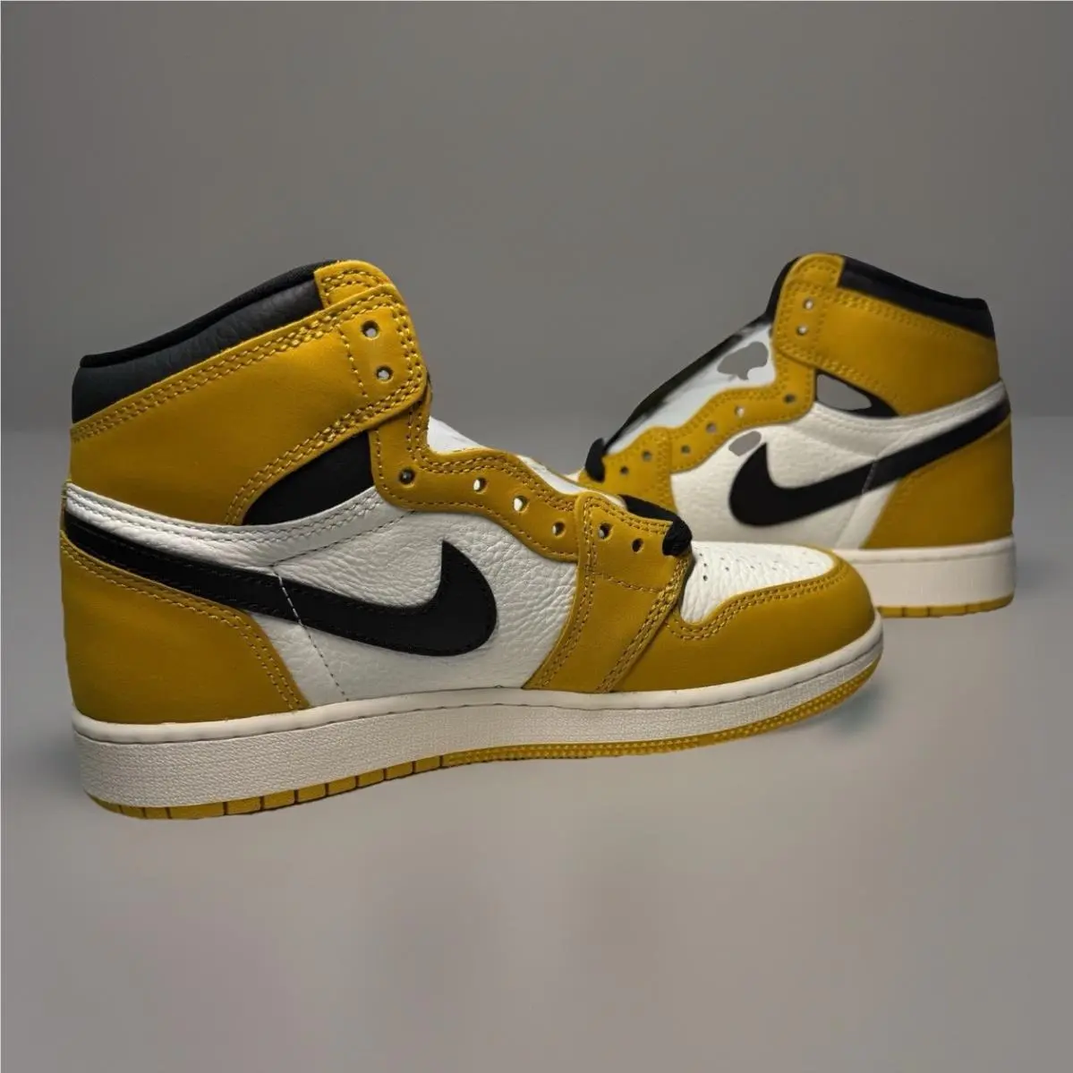 Nike shoes - Air Jordan 1 - Air - Black 1