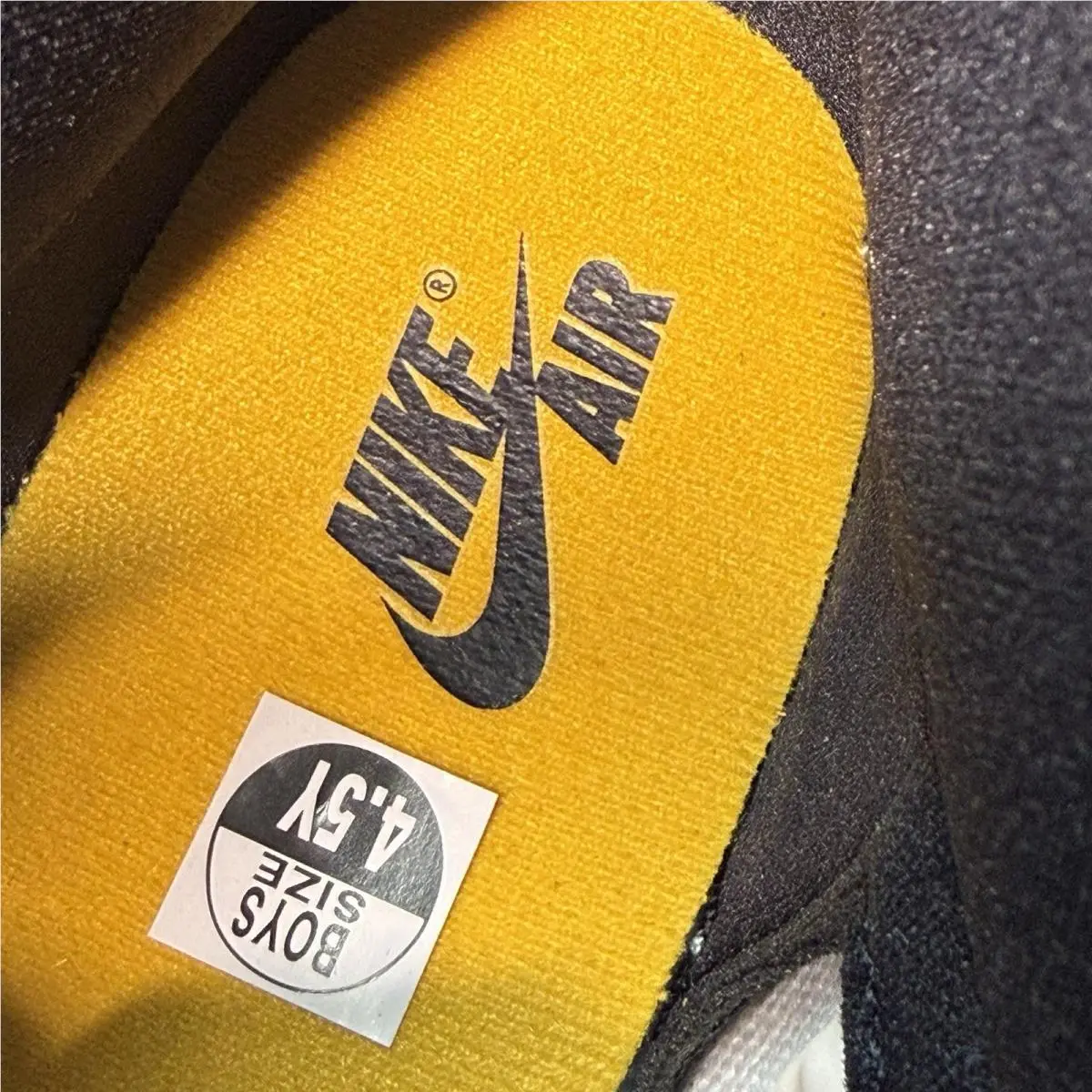 Nike shoes - Air Jordan 1 - Air - Black 6