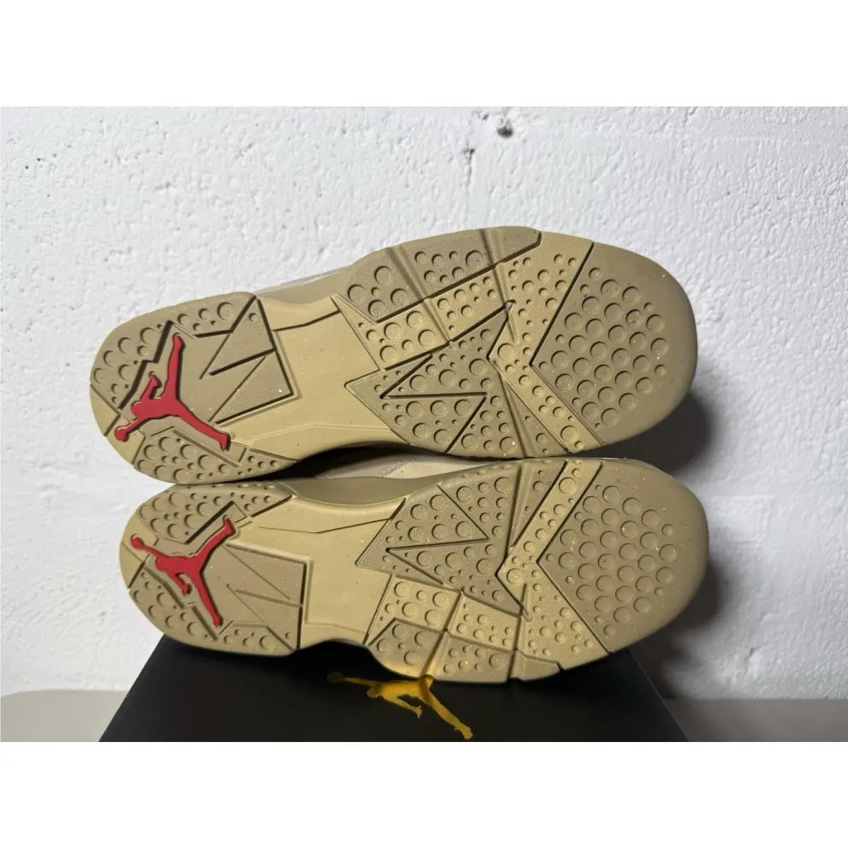 Nike shoes - PS - Brown 4
