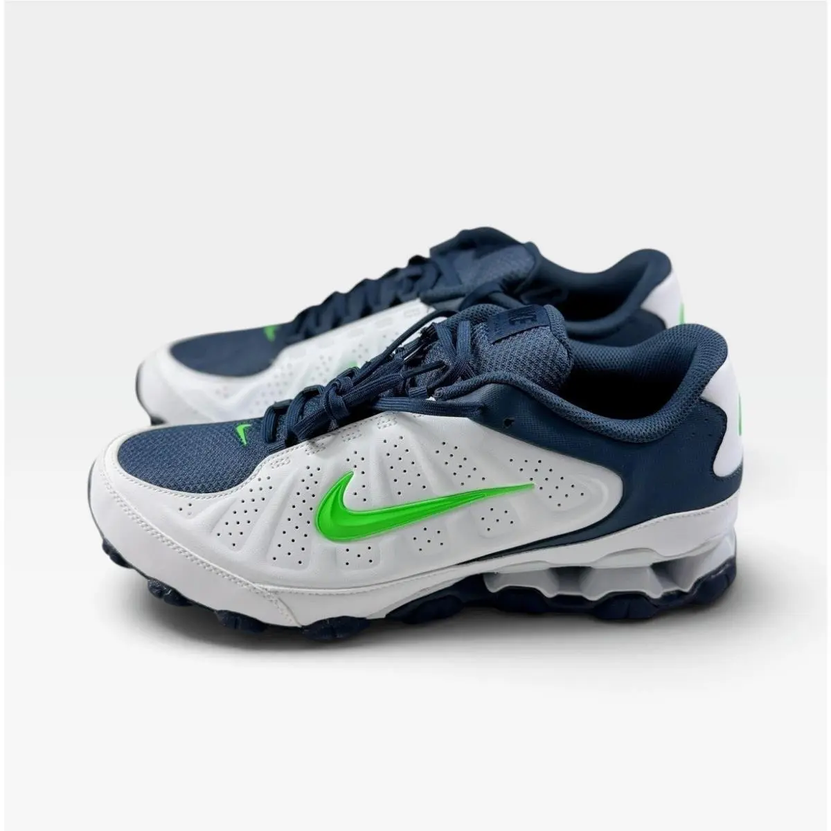 Nike shoes - Nike Reax 8 NSW SL - White 1