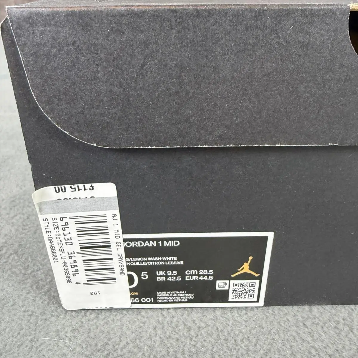 Nike shoes - Jordan 1 Mid - Mid - BQ6472-110 - Yellow 9