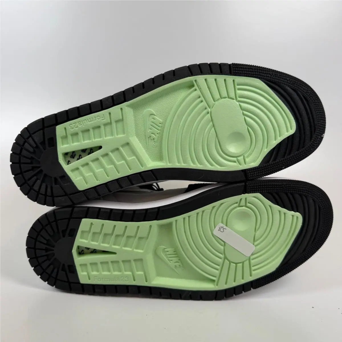 Nike shoes - Air Jordan 1 Zoom CMFT 2 - Green 4