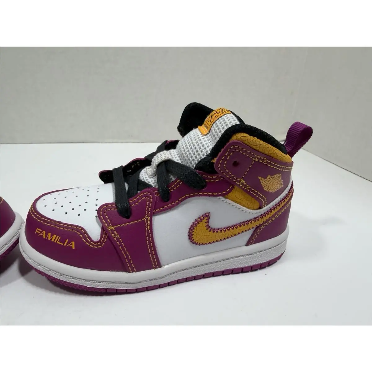Nike shoes - Air Jordan 1 Mid - Air Mid - Multicolor 11