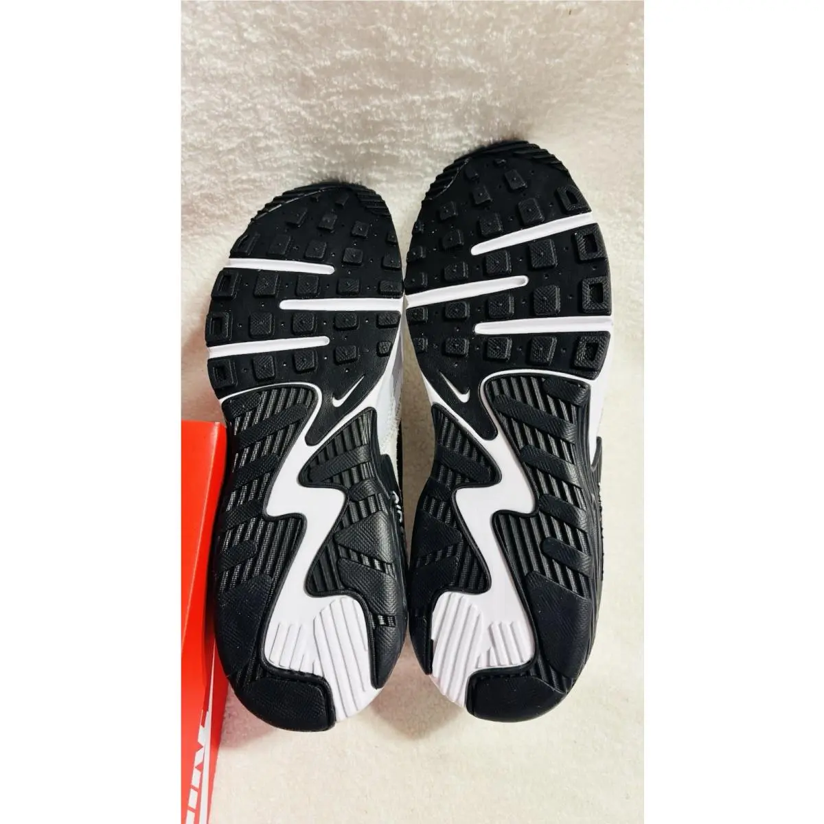 Nike shoes - FN7304 - FN7304 - White 4