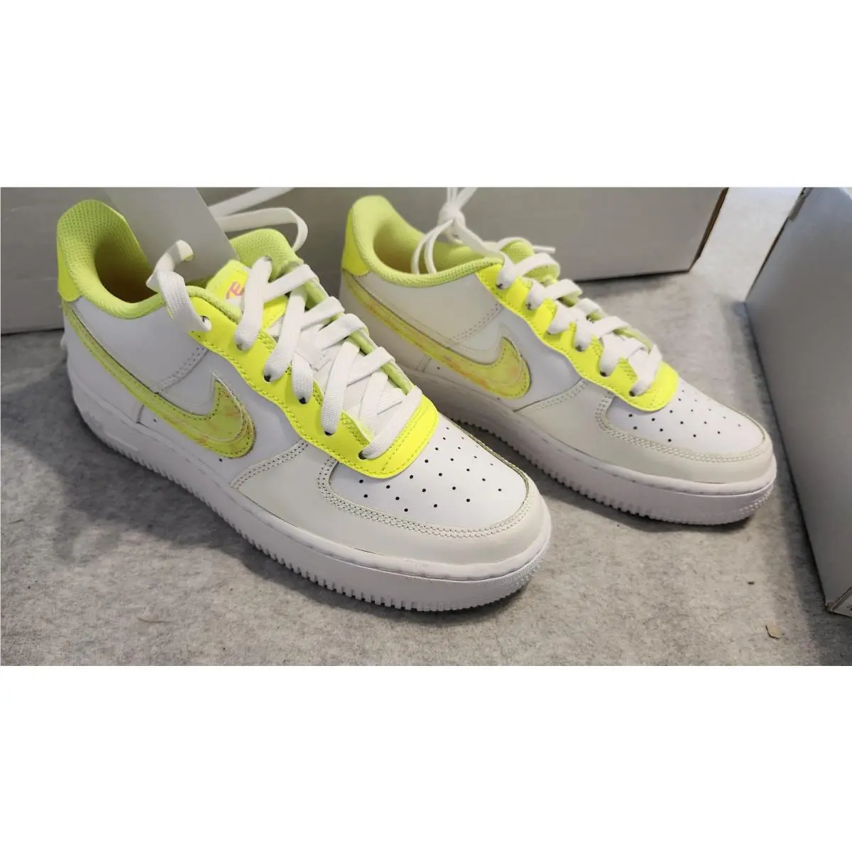 Nike shoes - Unknown - Unknown - White 4