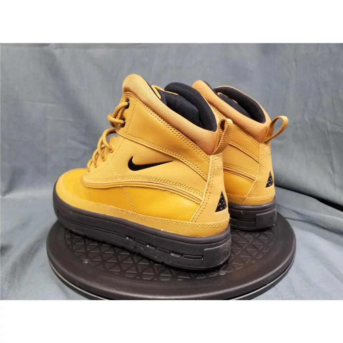 Nike shoes - Nike Woodside - Woodside - 524872-703 - Black (UPC: 193152351455) 4