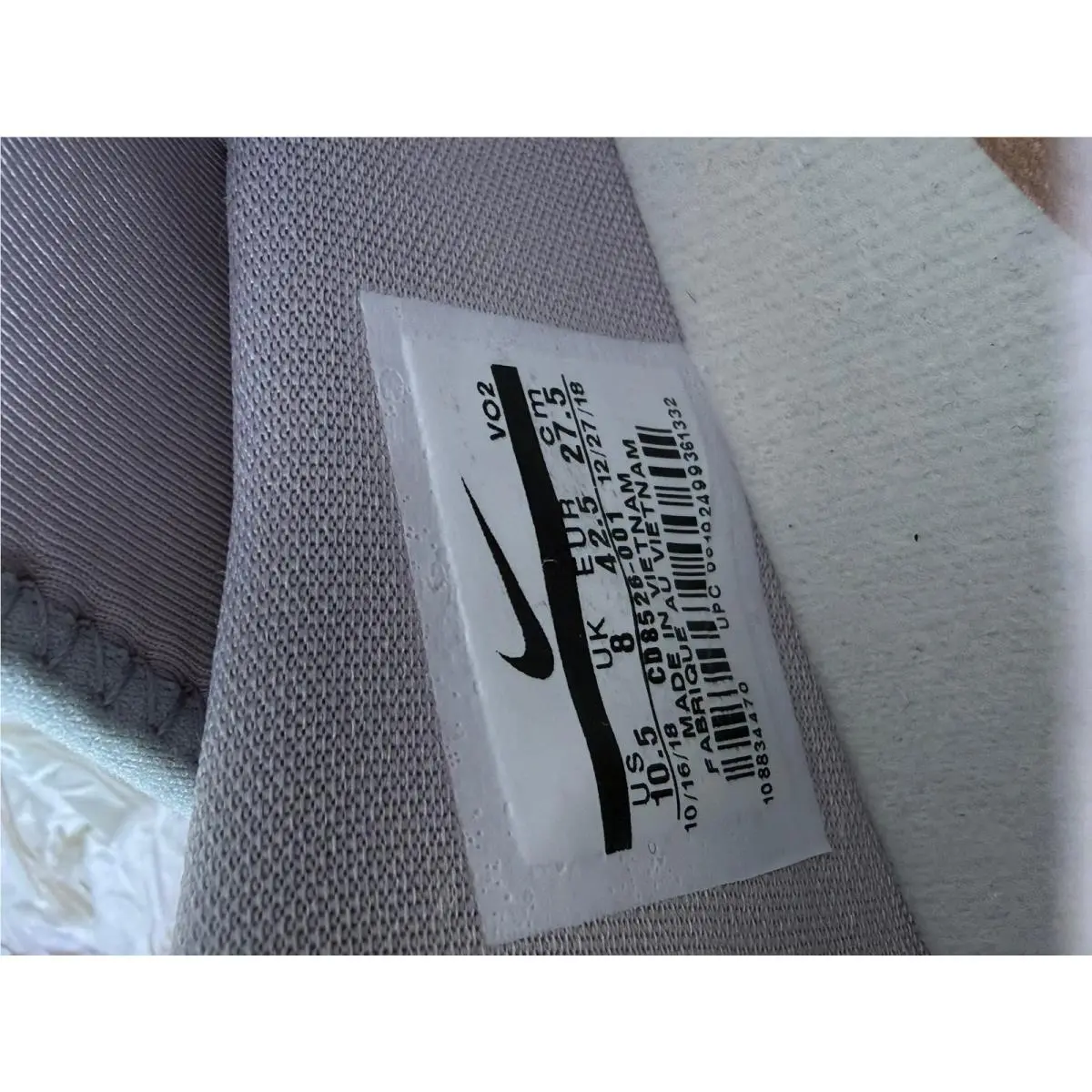 Nike shoes - Nike Essentialist - Essentialist - Beige 5