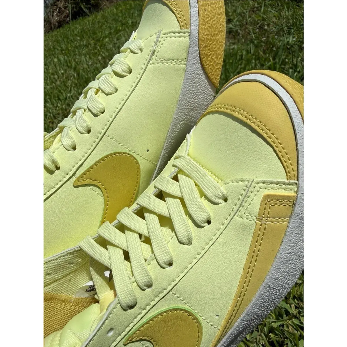 Nike shoes - Nike Essentialist - Essentialist - CITRON TINT 2