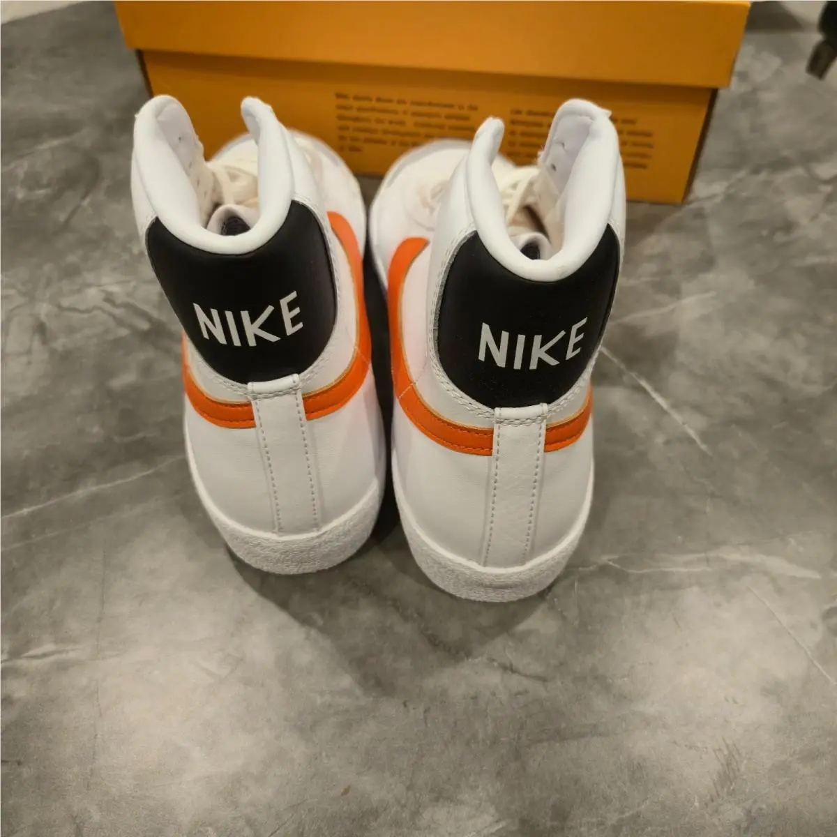 Nike shoes - Nike Blazer Mid 77 Vintage - BQ6806-123 - White 1