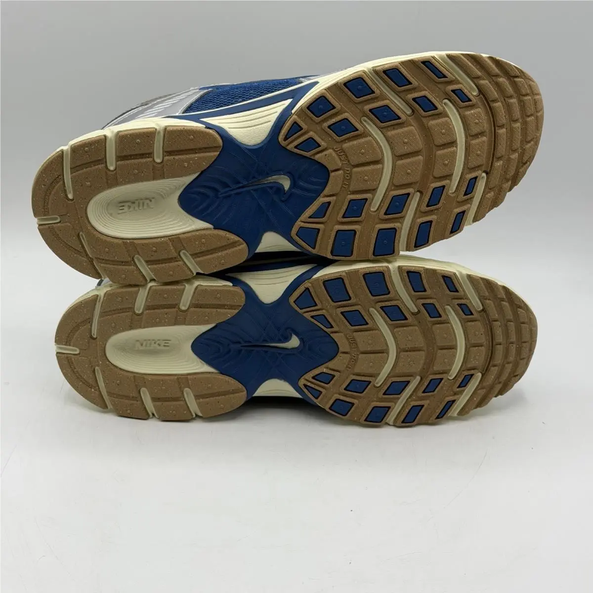 Nike shoes - Blue 4