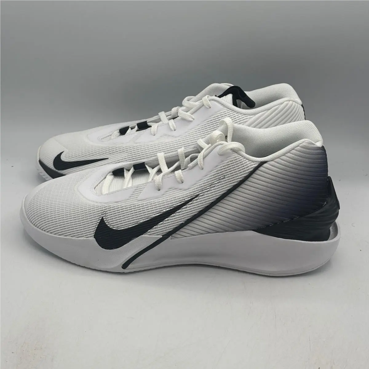 Nike shoes - Nike G.T. Jump Academy - Jump Academy - White 1