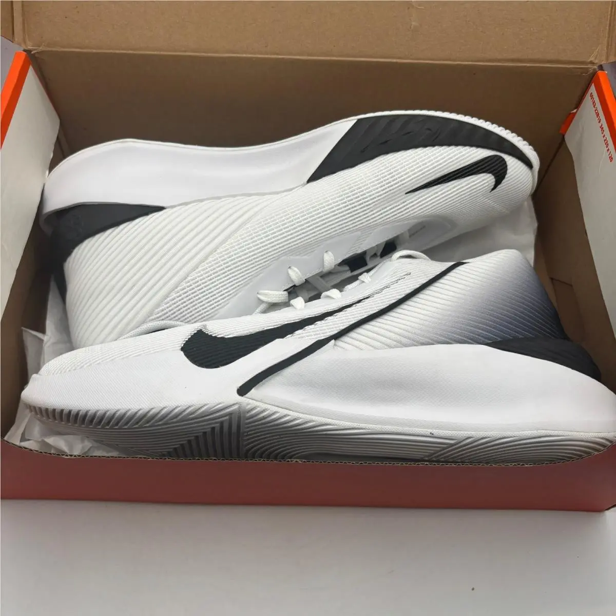 Nike shoes - Nike G.T. Jump Academy - Jump Academy - White 4