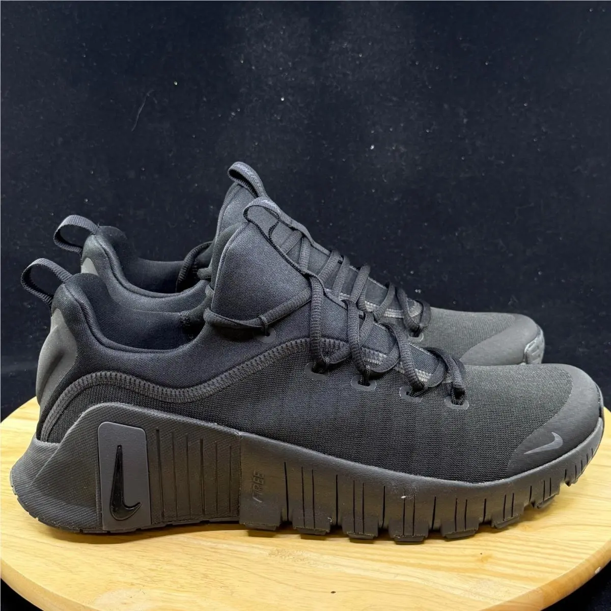 Nike shoes - Black 3