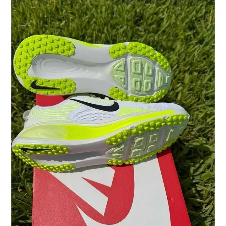 Nike shoes - Nike Vomero 18 - Vomero - HQ2157-110 - white / volt 3