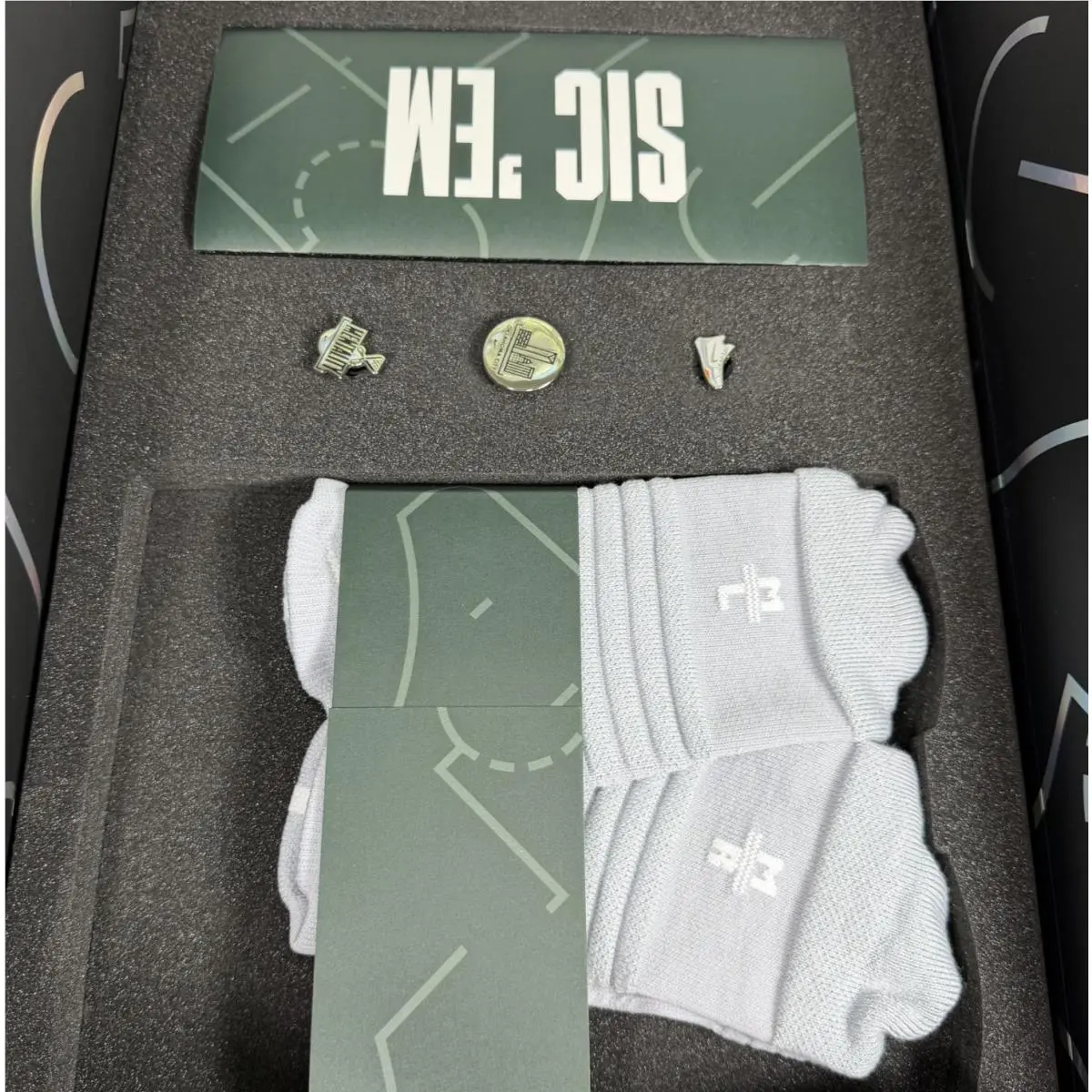Nike shoes - Nike Kyrie 3 - Kyrie - 859466-001 - Grey 16
