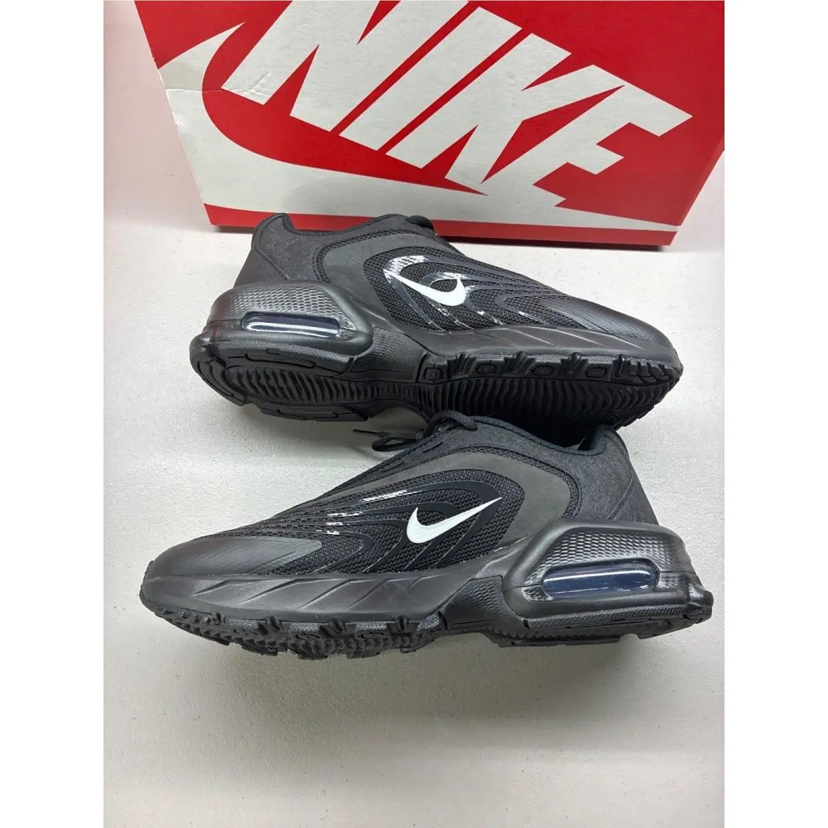 Nike shoes - Black 0