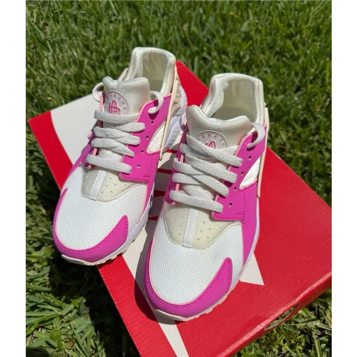 Nike shoes - Nike Essentialist - Essentialist - Pink 0