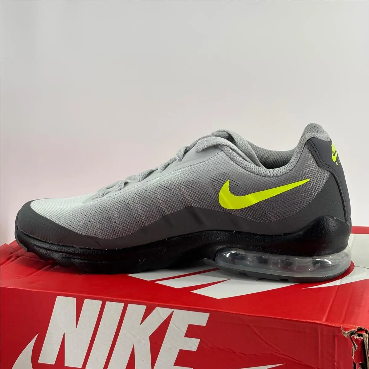 Nike shoes - Nike Air Max Invigor - Air Max Invigor - Gray 2