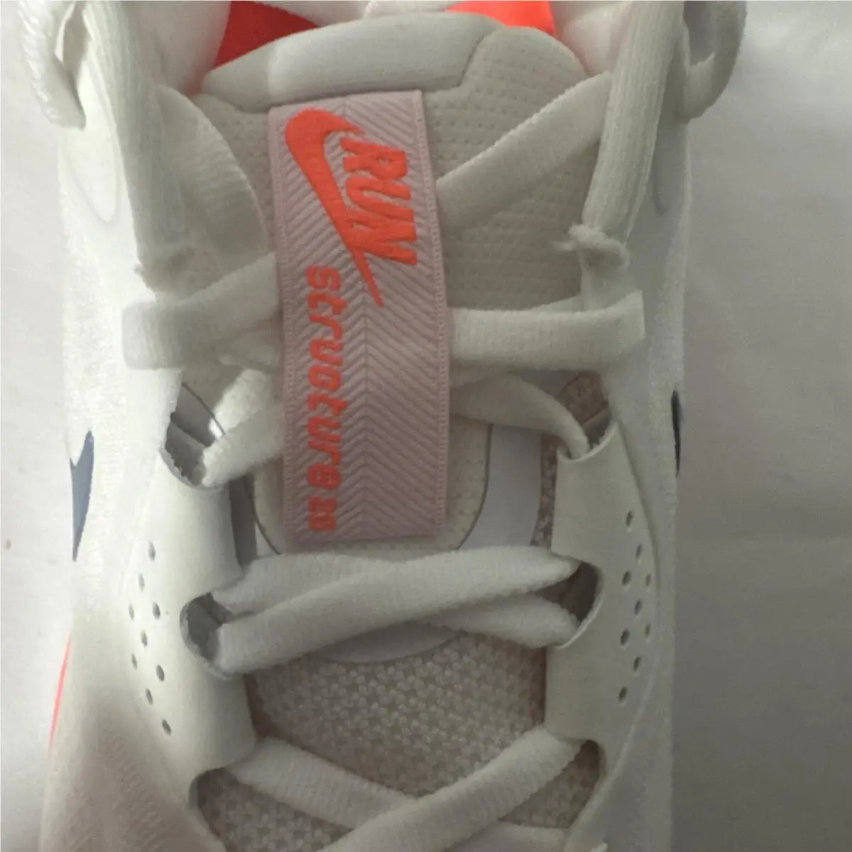 Nike shoes - Nike Wmns - Wmns - White 1