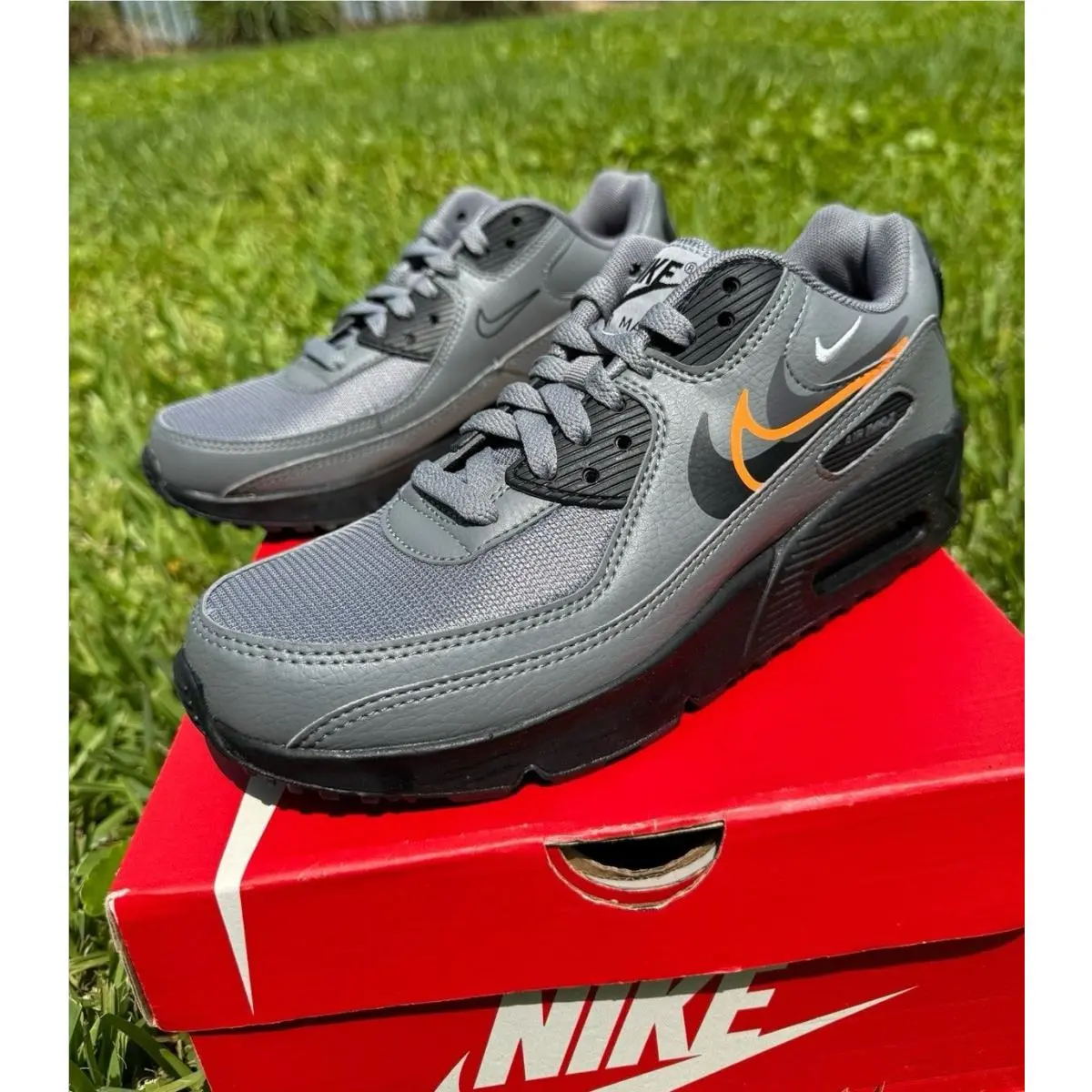 Nike shoes - Nike Essentialist - Essentialist - FN7785-001 - GRAY / ORANGE 3