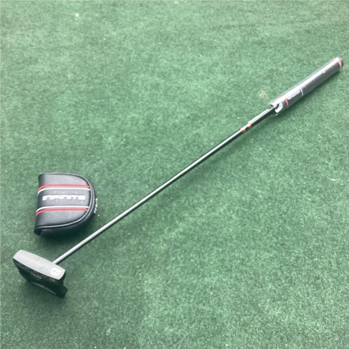 Wilson Infinite Zero Torque The 606 35” Putter RH Steel with Headcover