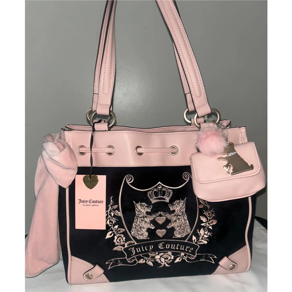 Daydreamer Love Chapter Velour Tote Black/pink by Juicy Couture