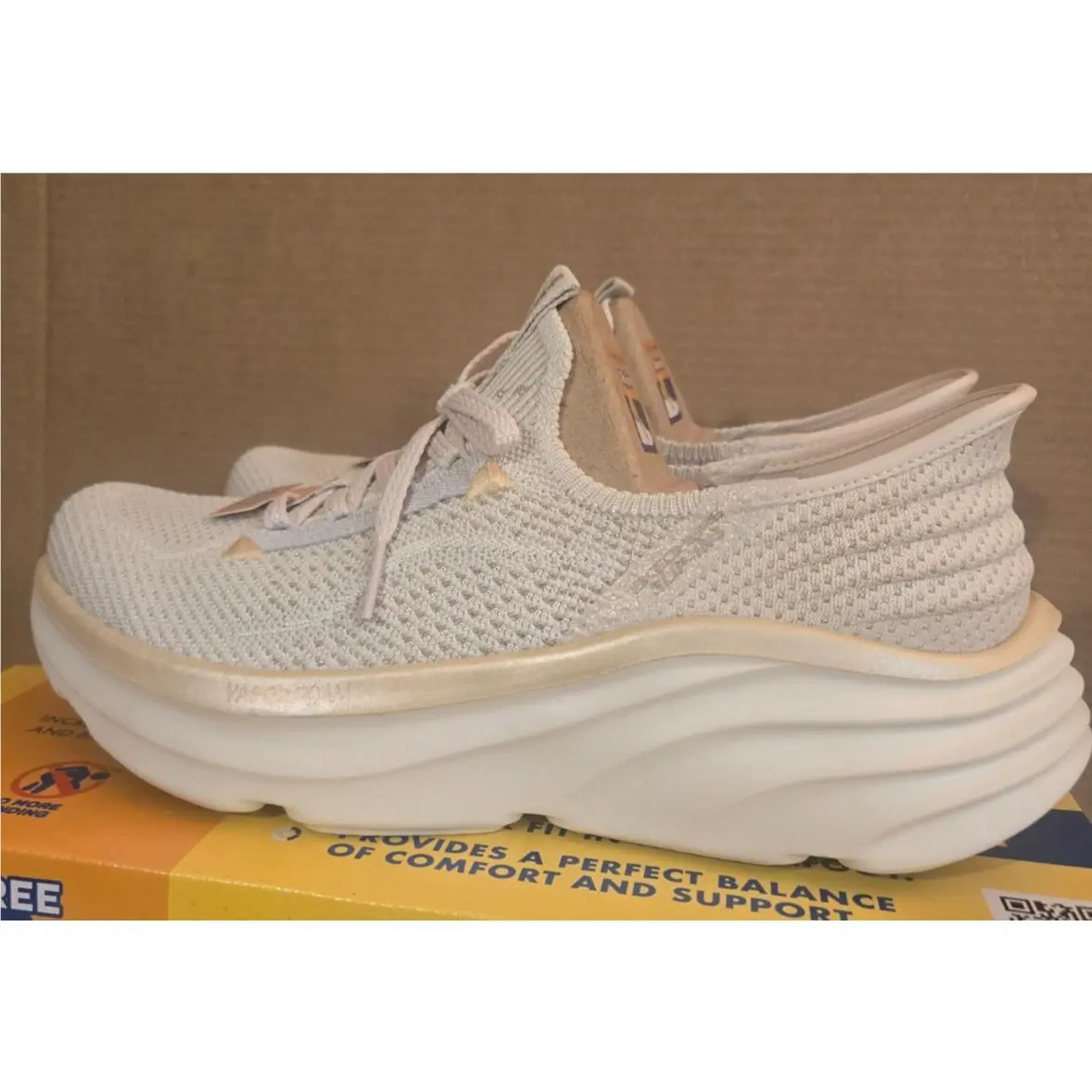 Skechers shoes - Natural Gold (UPC: 198376494599) 3