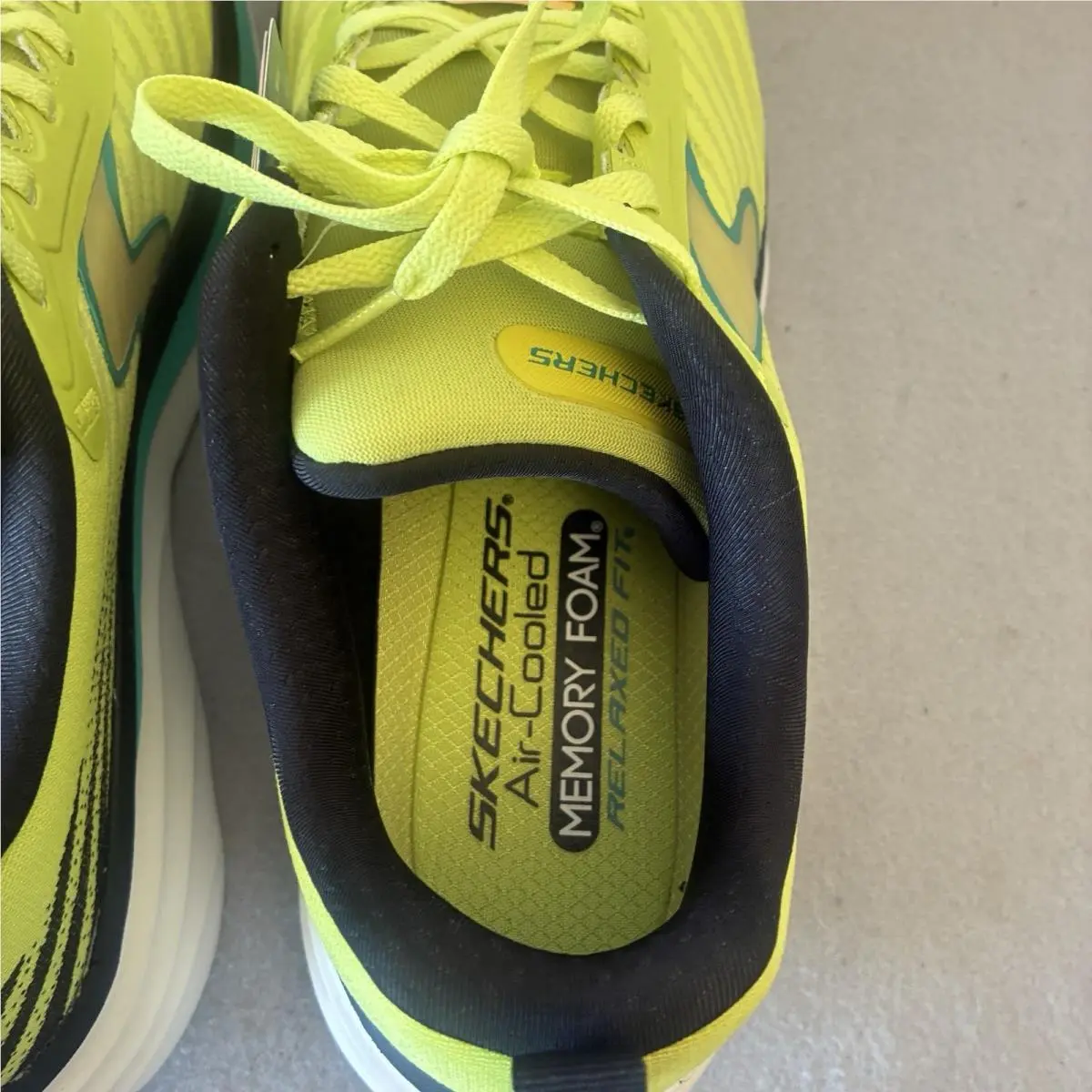 Skechers shoes - Skechers D`Lux Vapor-Gallor - 233062 - Yellow 2