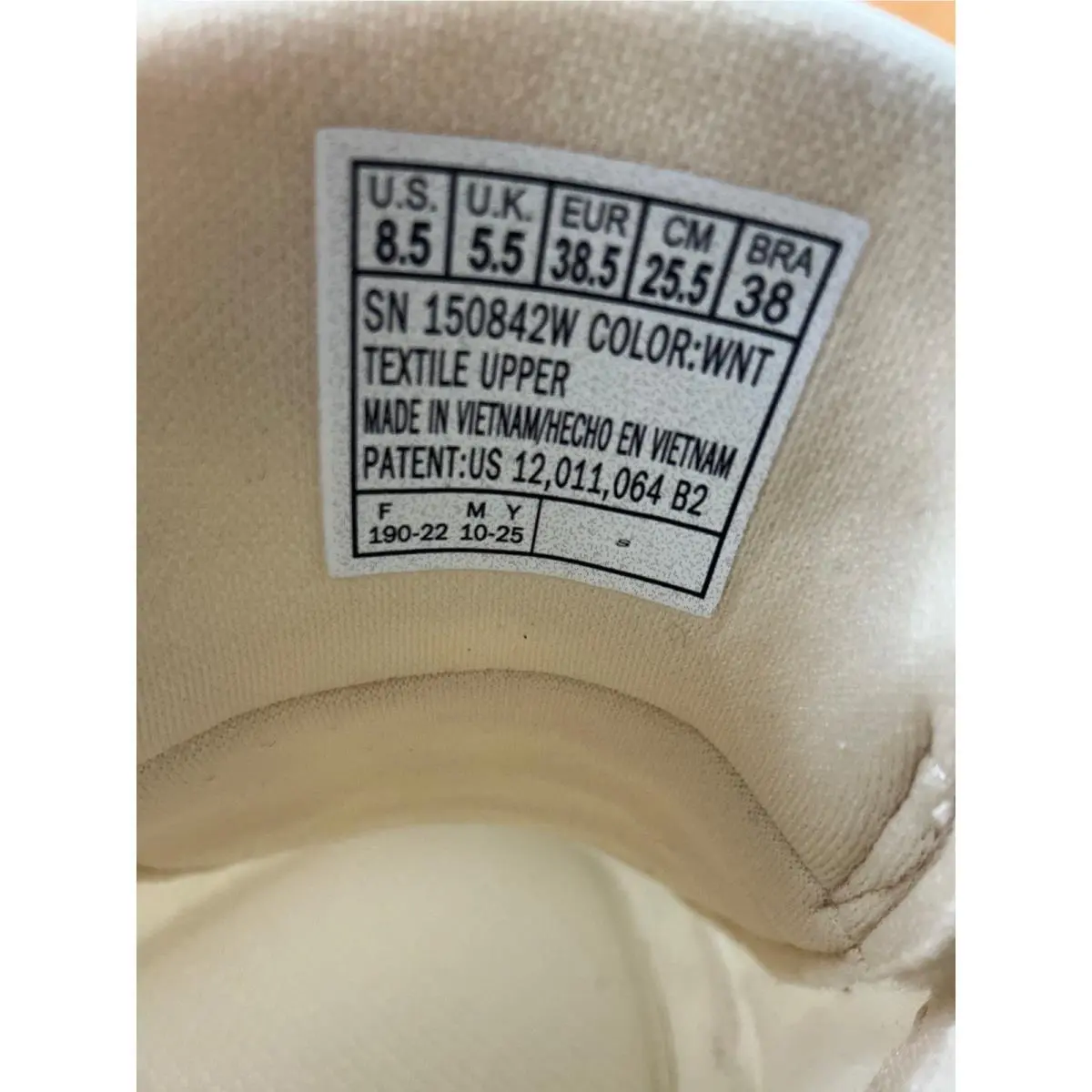 Skechers shoes - Hands Free Slip-ins Quiet Luxury - White 3