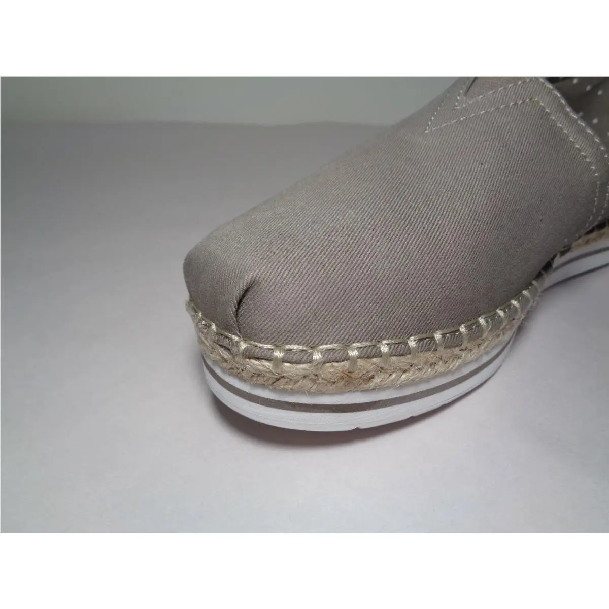 Skechers shoes - Beige (UPC: 193113073822) 10