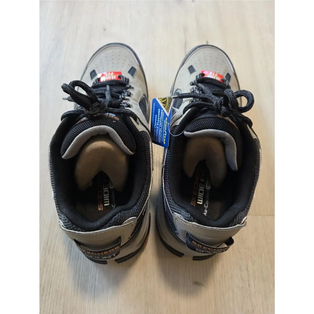 Skechers shoes - Taupe/Black 4