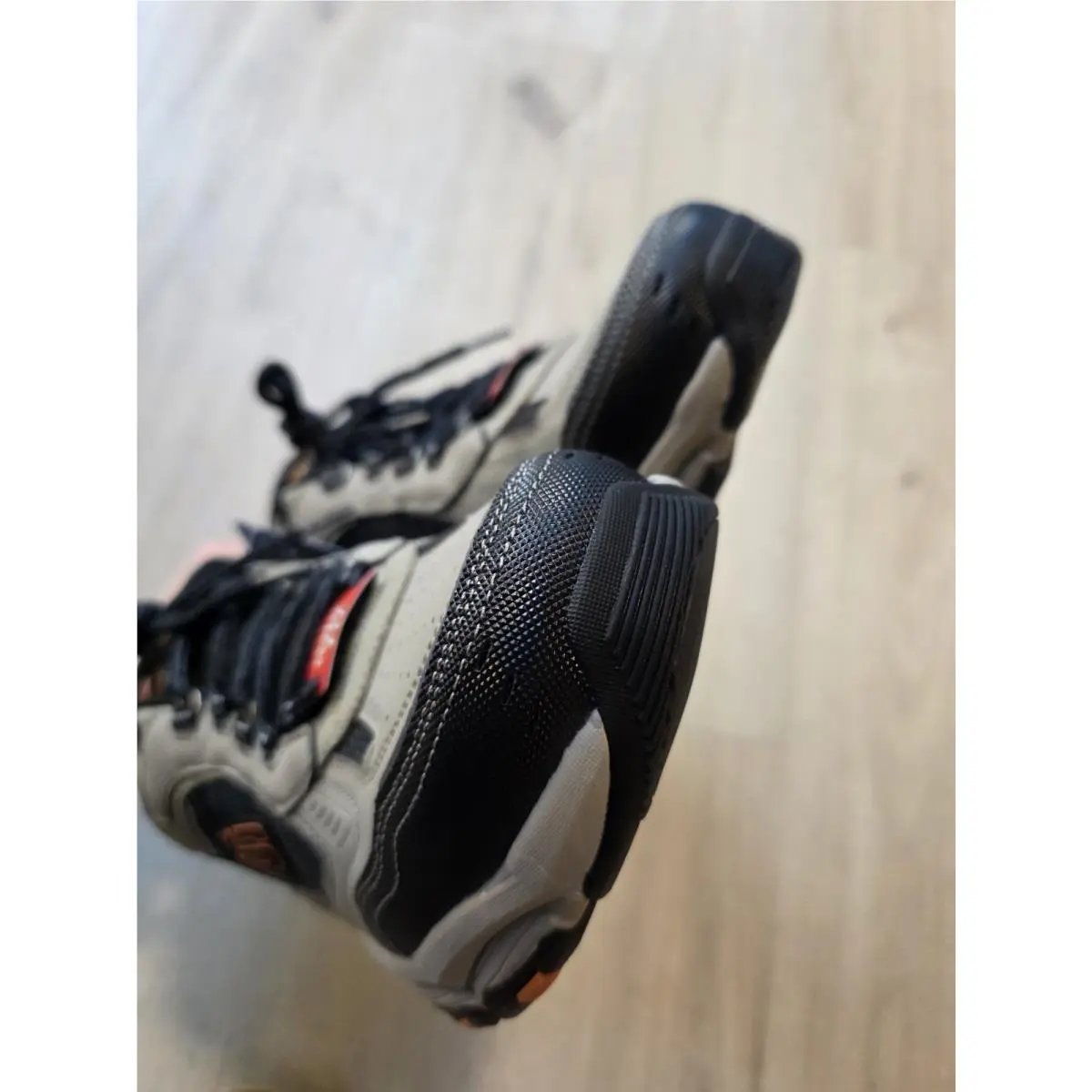 Skechers shoes - Taupe/Black 6