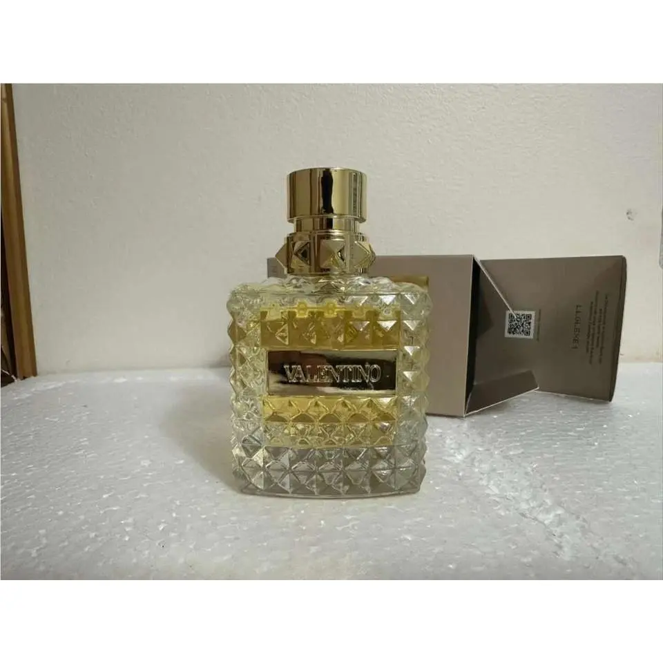 Born in Roma The Gold Donna Eau de Parfum Women 3.4oz/100ml New-sealed by Valentino