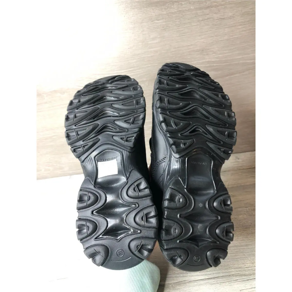 Skechers shoes - Black 4