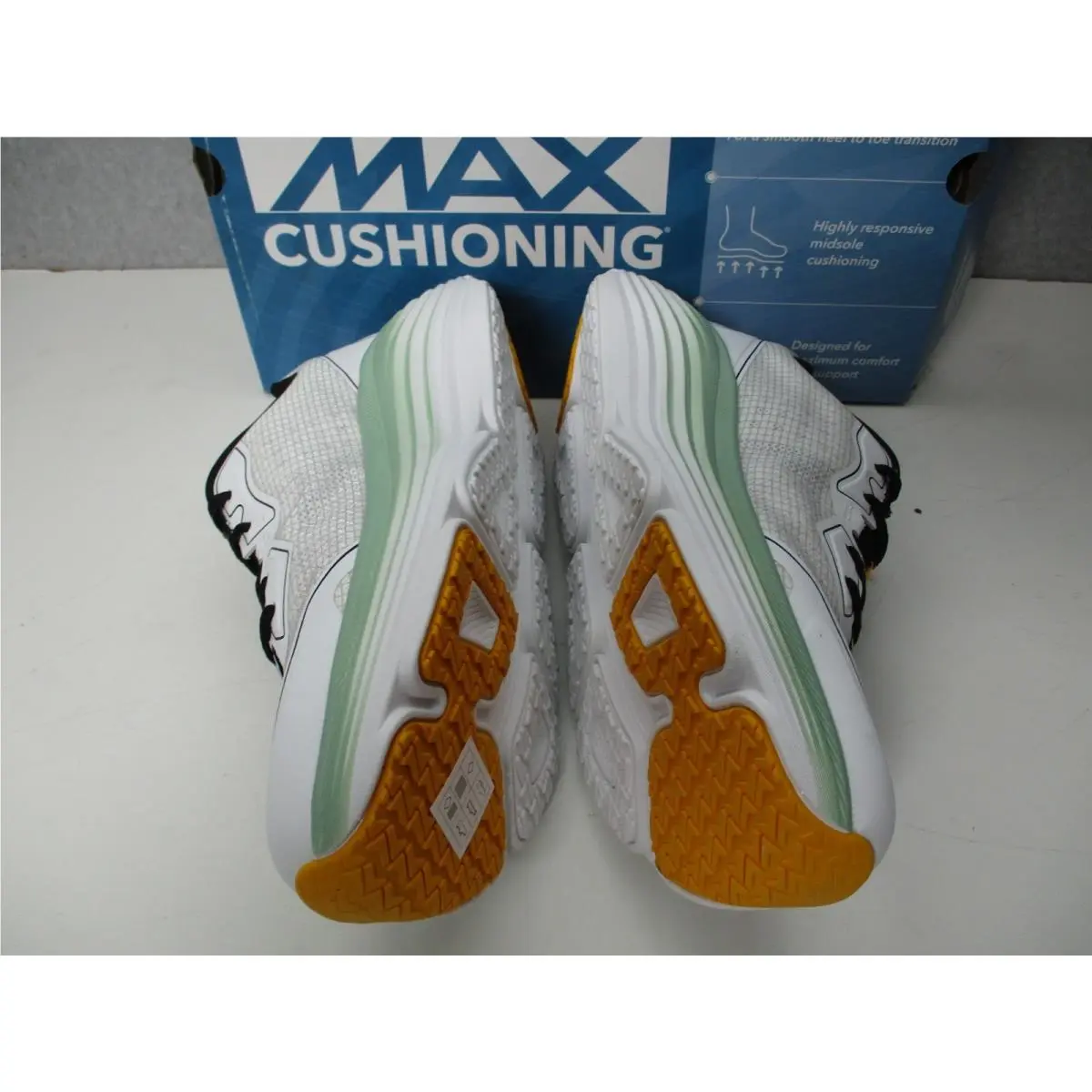 Skechers shoes - 220615 - White (UPC: 7445026818834) 1