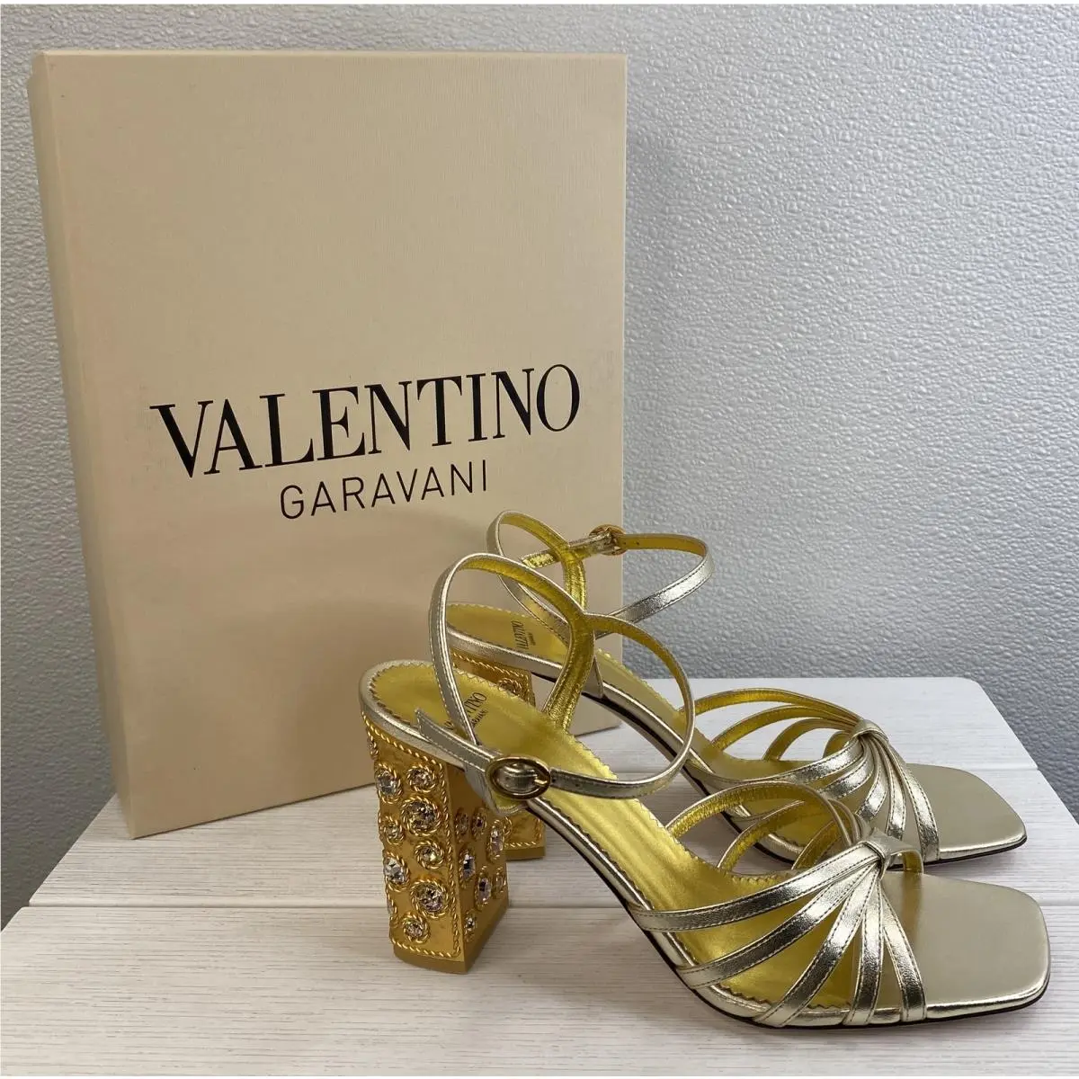 Garavani Preshoes Womens US8.5 EU38.5 Leather Embellished Block Heel by Valentino