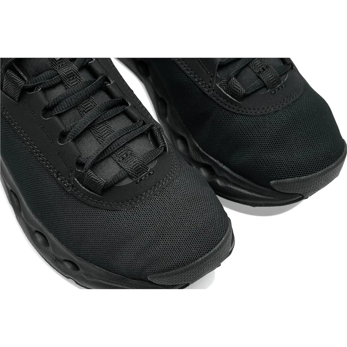 Columbia shoes - Black/Titanium II 11
