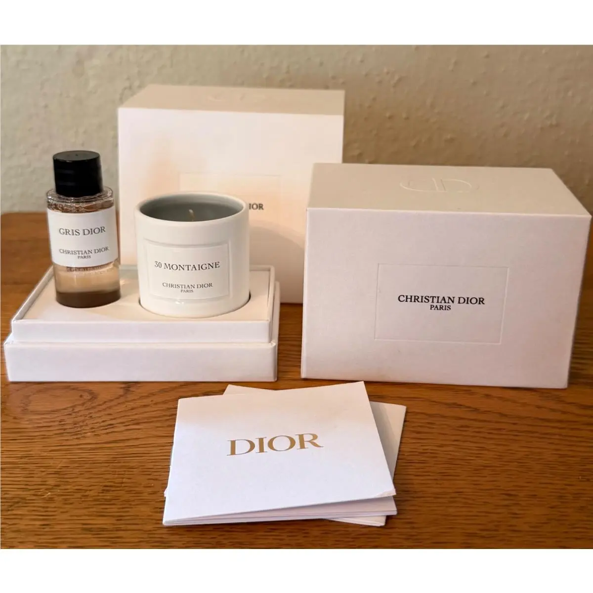 Dior Platinum Member Gift Set: Gris Dior Body Soap and 30 Montaigne Mini Candle