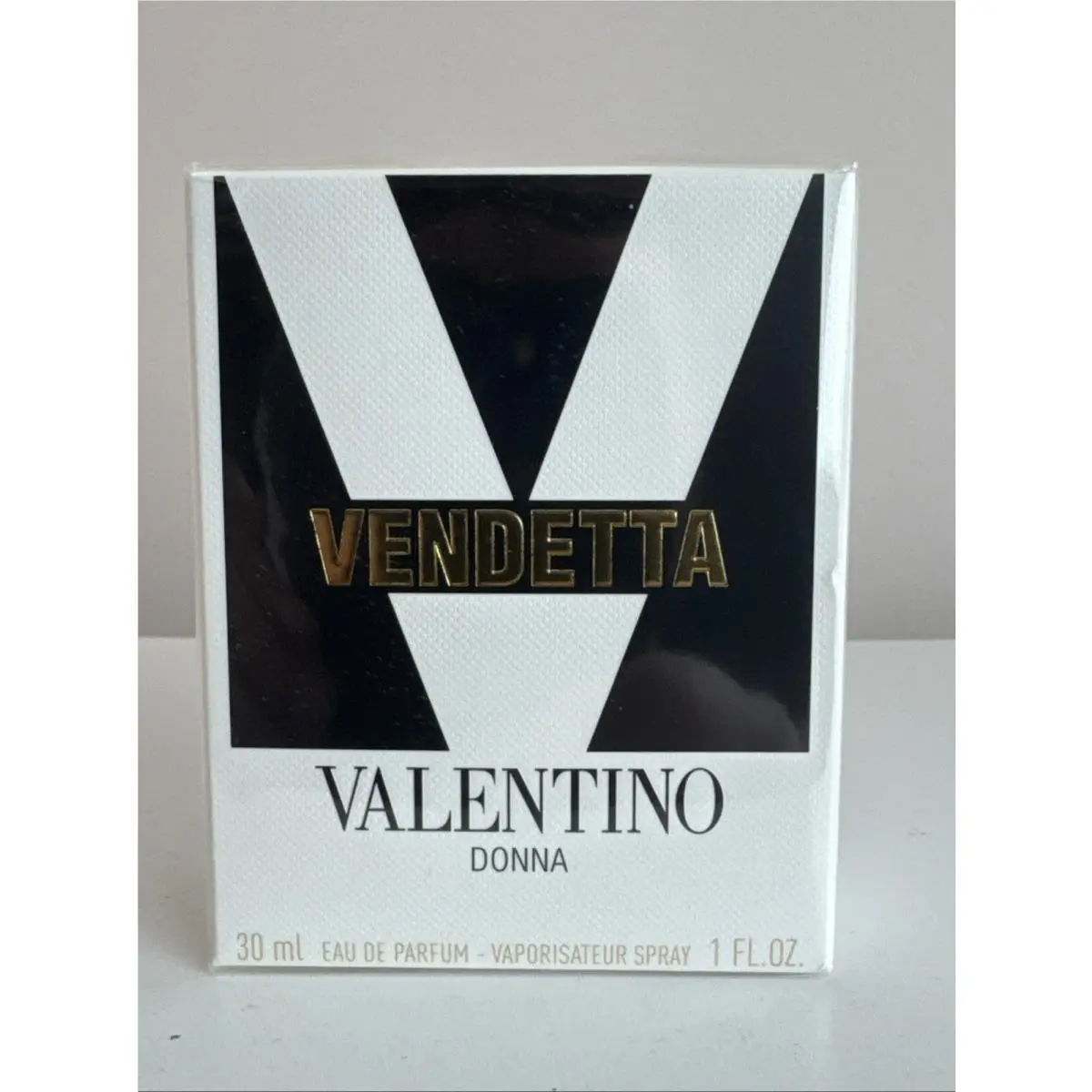 2026  Vendetta Donna Eau de Parfum 1.0oz/30ml by Valentino