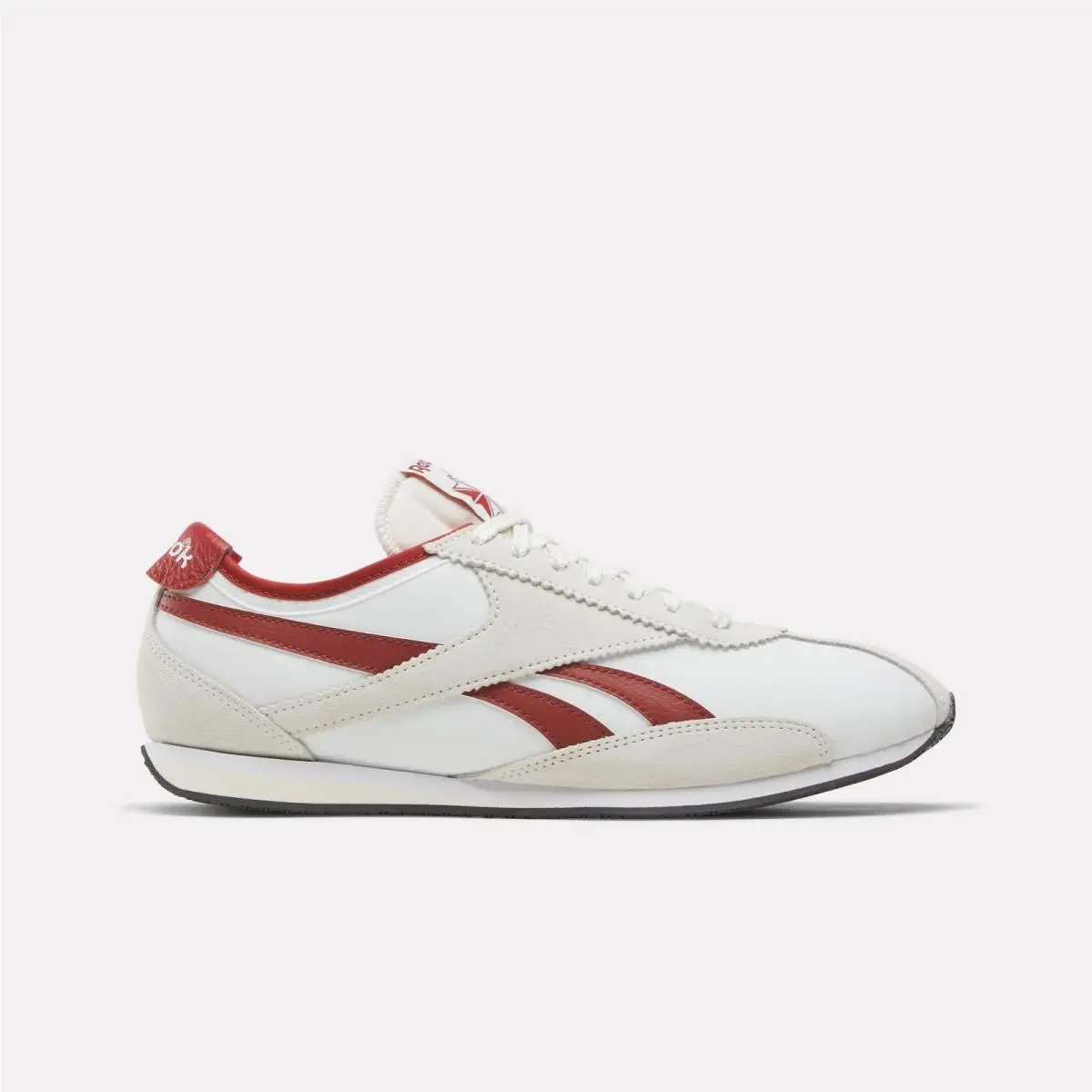 Reebok shoes - Chalk/Heritage Red/Vintage Chalk 4