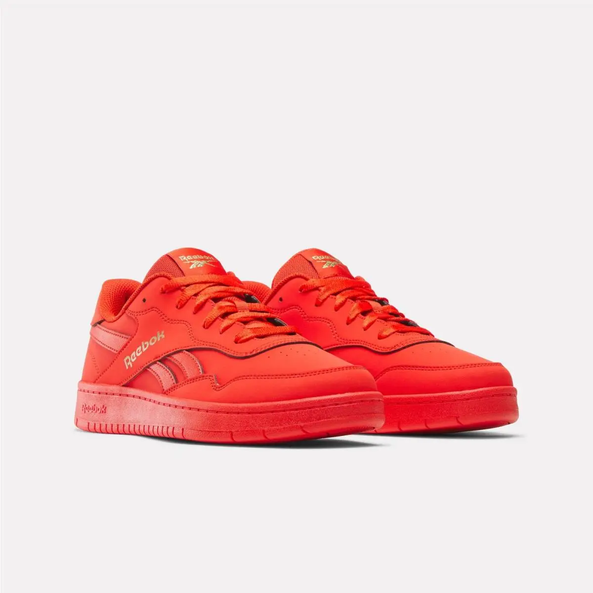 Reebok shoes - Rival Red/Rival Red/Gold 2