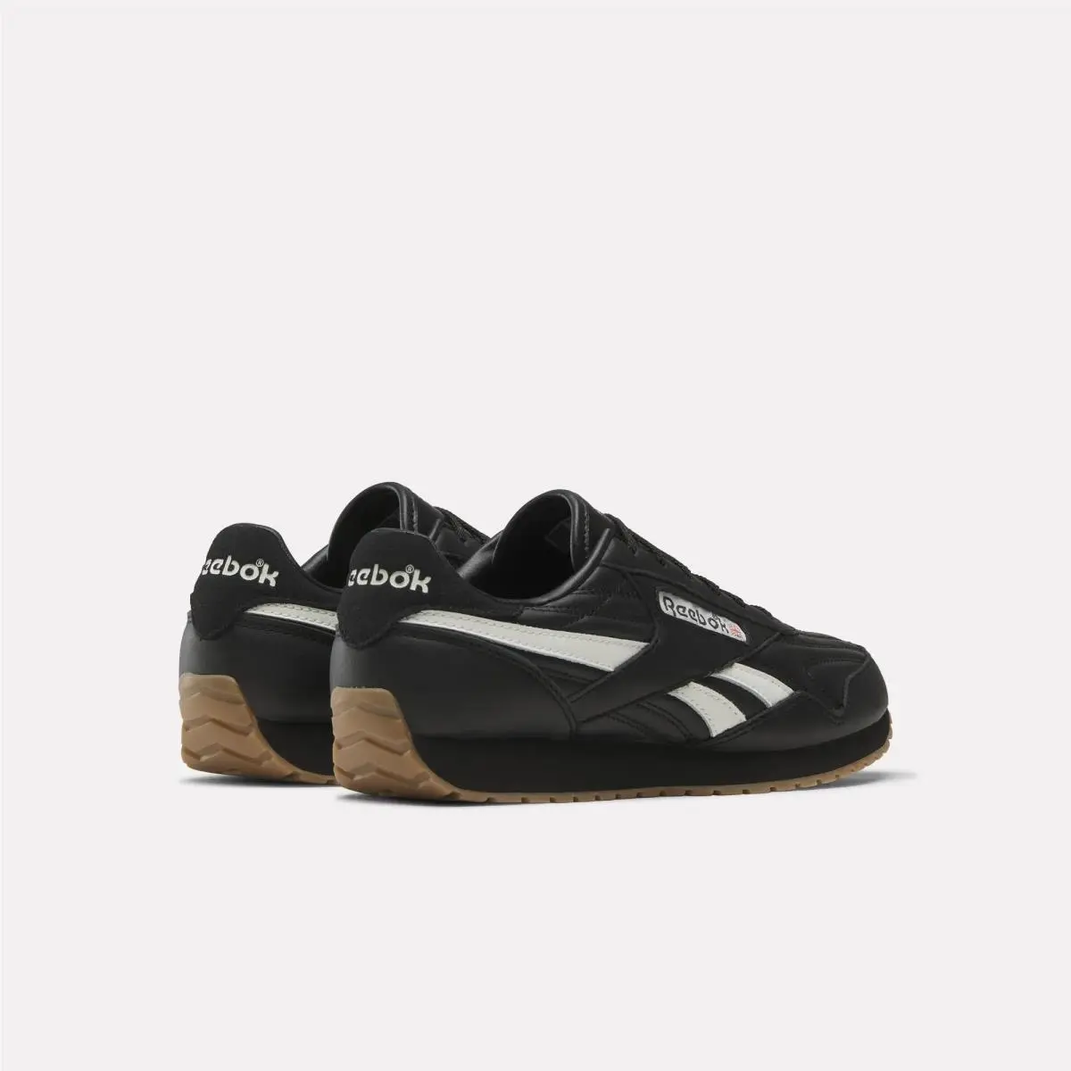 Reebok shoes - Black/Chalk/Gum 11