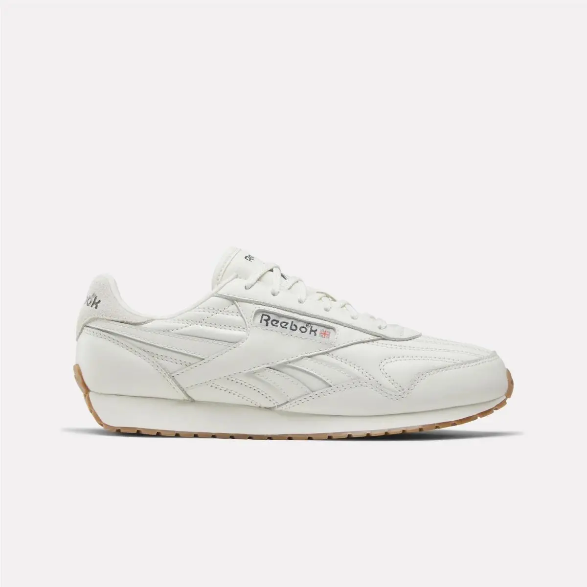 Reebok shoes - Black/Chalk/Gum 4