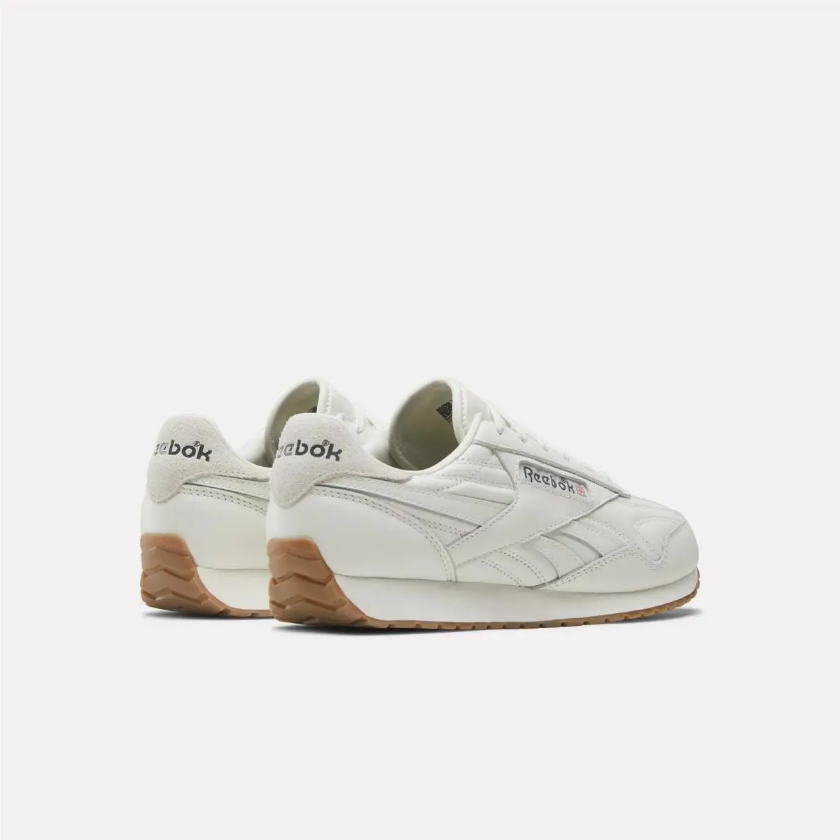 Reebok shoes - Black/Chalk/Gum 6