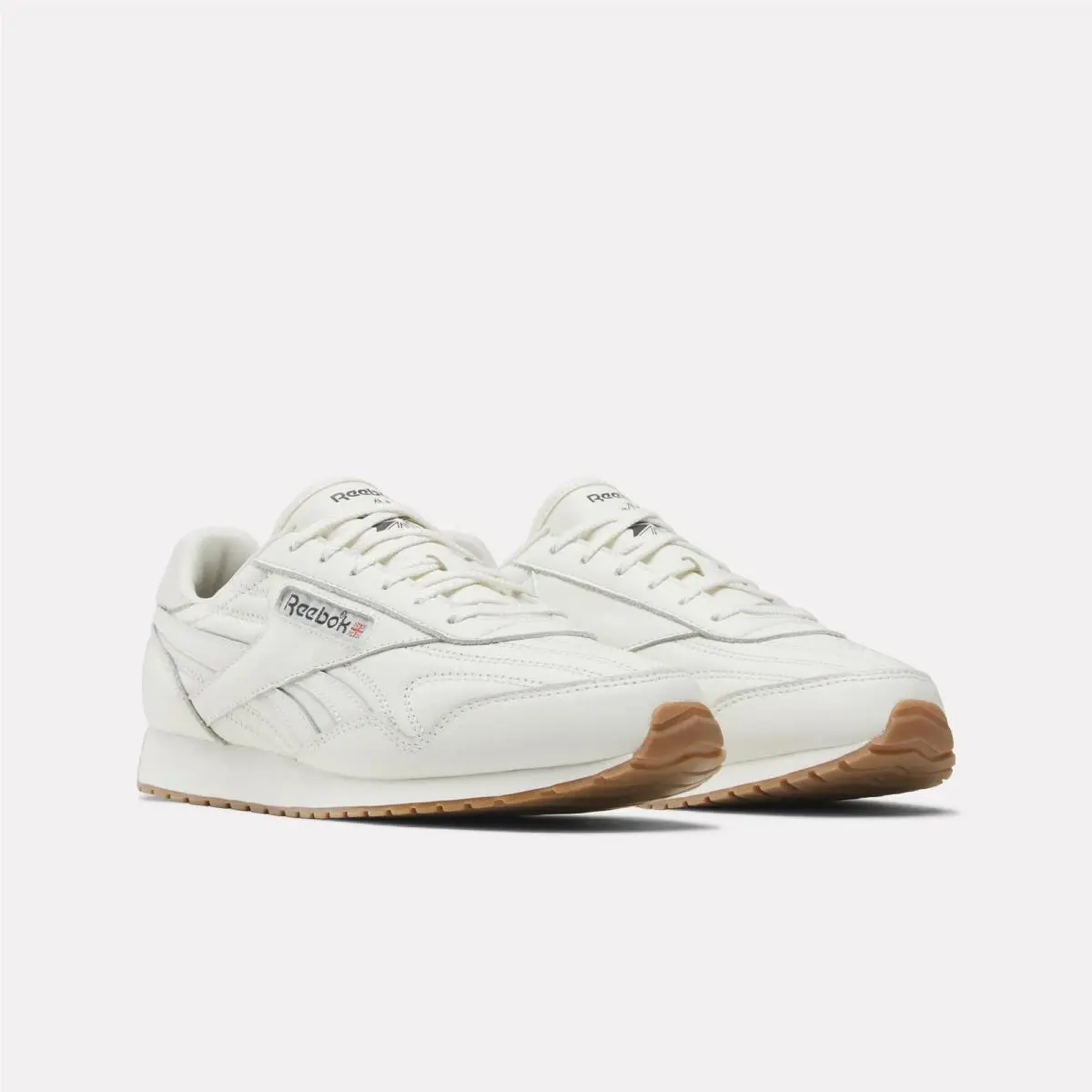 Reebok shoes - Black/Chalk/Gum 7