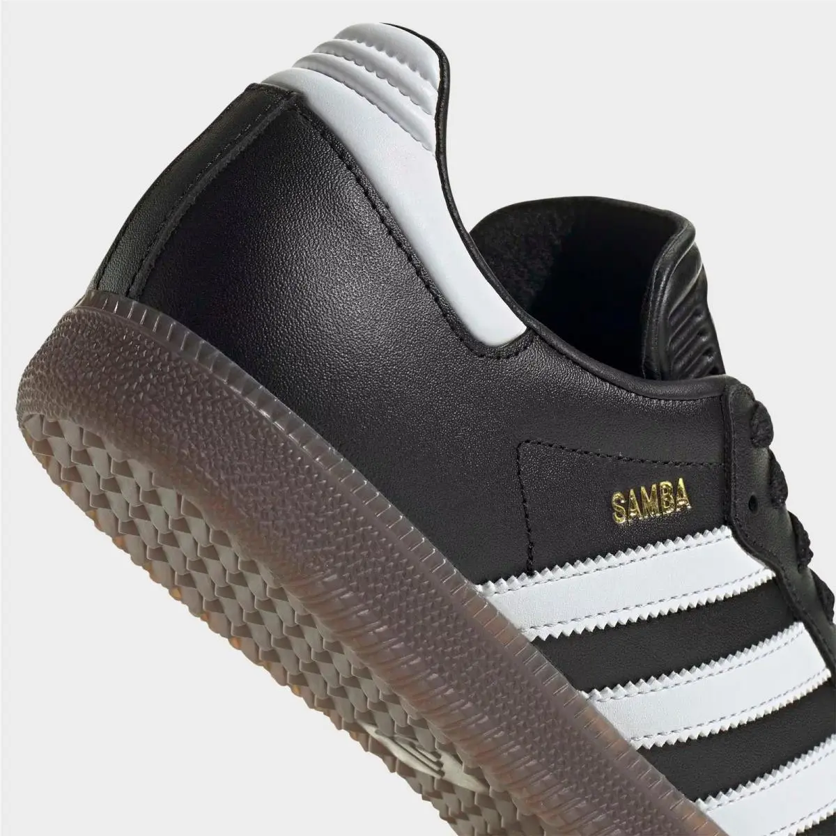 Adidas shoes - IH6000 001 - Core Black/Cloud White/Vivid Red 0