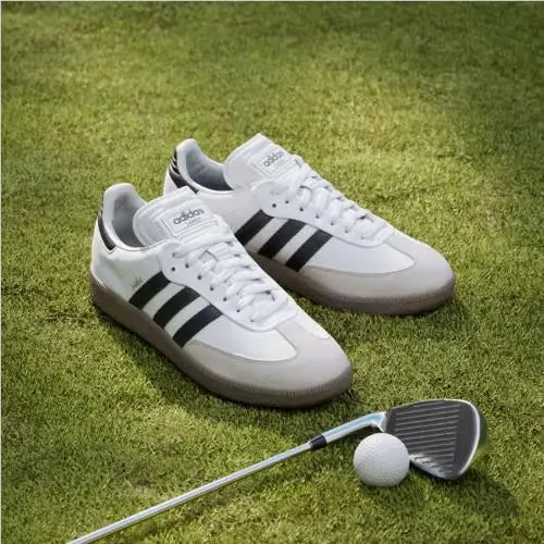 Adidas shoes - Cloud White / Core Black / Gum 3