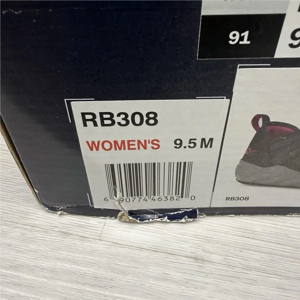 Reebok shoes - Purple (UPC: 690774463820) 9