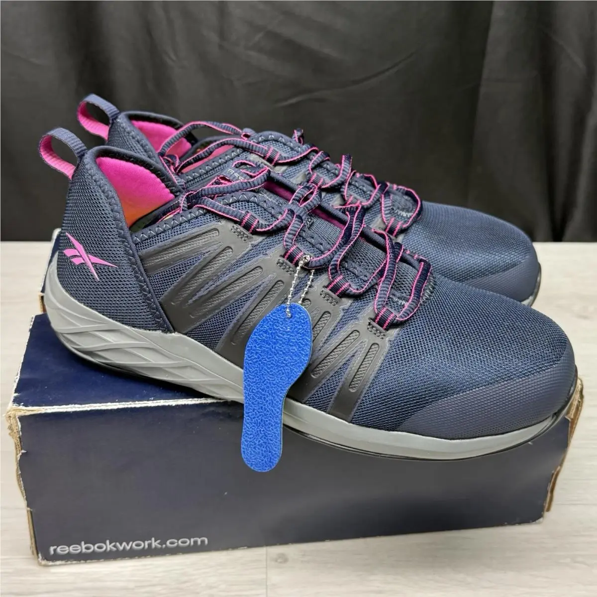 Reebok shoes - Purple (UPC: 690774463820) 0
